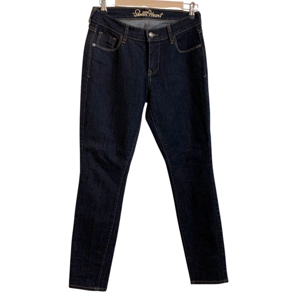 Old Navy sweetheart skinny jeans.
